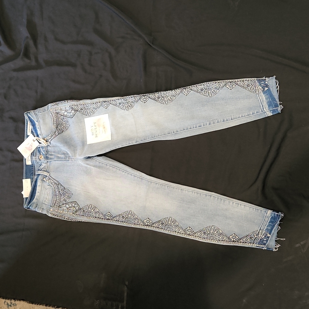 NWT size 27 Jessica Simpson bandana print kiss me ankle skinny